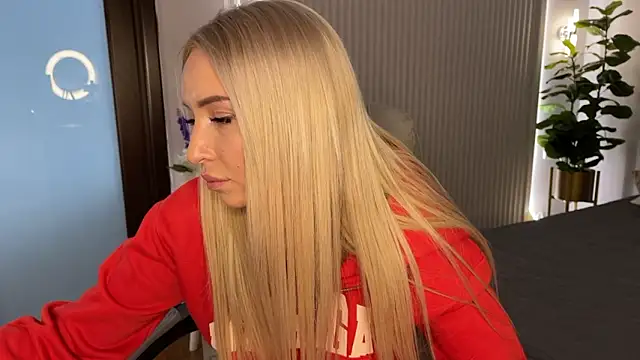 OhMyEmma's cam snapshot