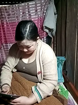 sary-hot2x's cam snapshot