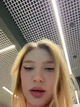 AmmyHot live sex cam