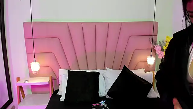 Kim_Luna1's cam snapshot