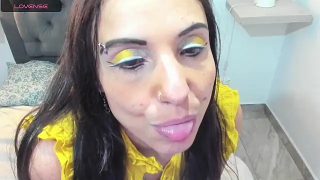 casey_jamess's cam snapshot