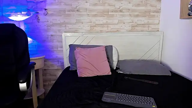 Emir_Ozan_ live sex cam