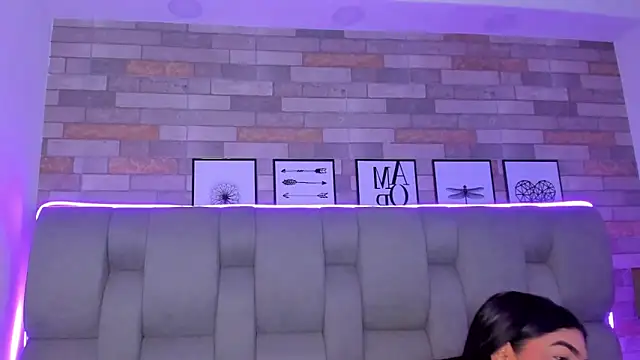 EmmaBecket2's cam snapshot