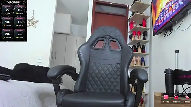 SophieBaker__ live sex cam