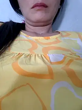 Baby-loveass69's cam snapshot