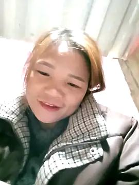 maymay-2000's cam snapshot