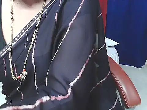 sunitha-3's cam snapshot