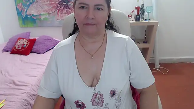 leonela_69's cam snapshot