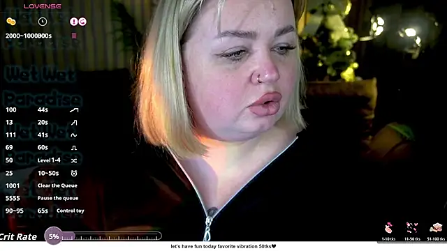 ZaraReignn live sex cam