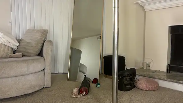 blondebunny999_999's cam snapshot