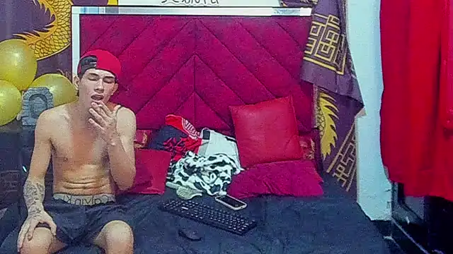 Pride_couple live sex cam