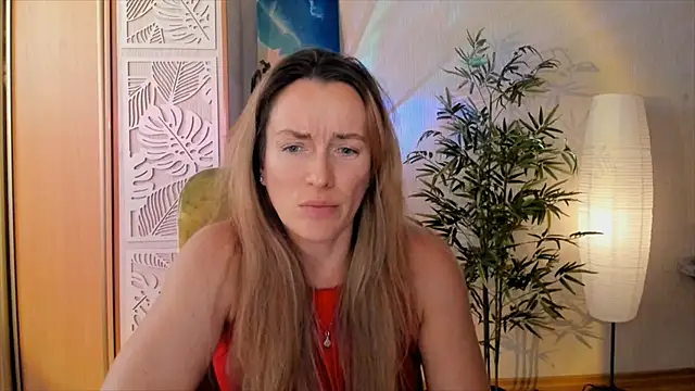 RebeccaMartinez live sex cam