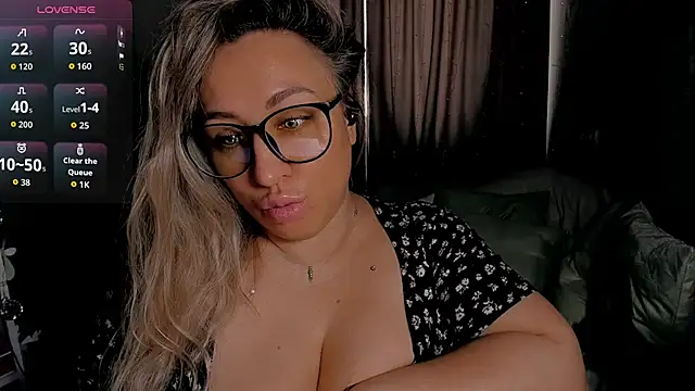 CumOnMy_Tits live sex cam