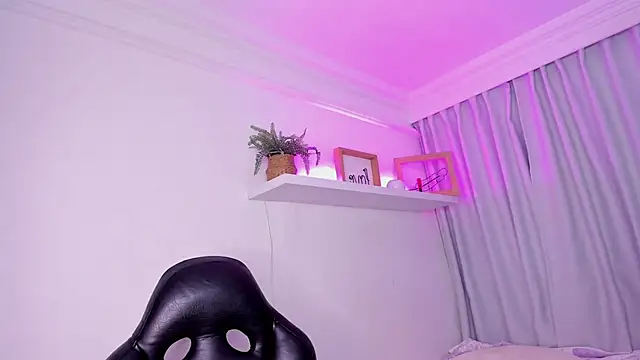 emmyheart7's cam snapshot