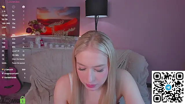 ChloeAlba's cam snapshot