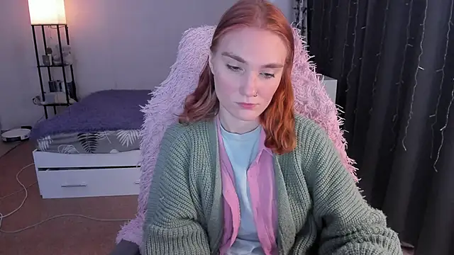 ReddHotPipper live sex cam