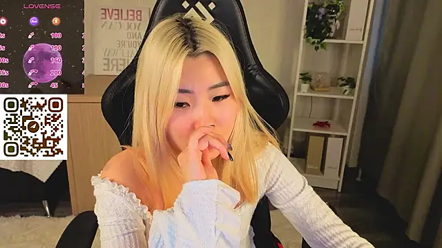 Aisi_18 live sex cam