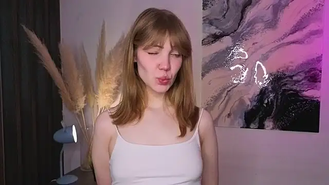 pienaple's cam snapshot