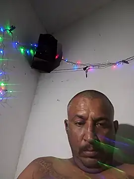 negrocomomisuerte's cam snapshot