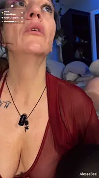 TheSweetestFknSlut live sex cam