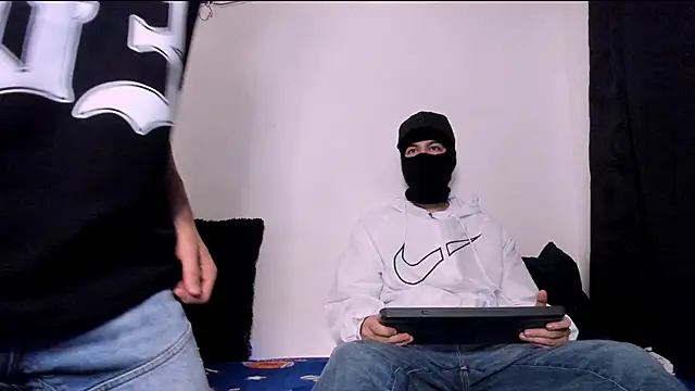 Samuel_Suarez live sex cam