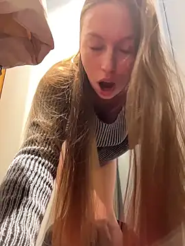 LeiaMood's cam snapshot