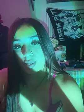 heluvsbabii's cam snapshot