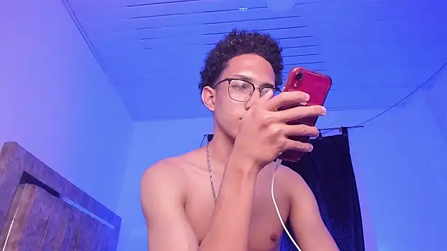 Cj_davis_'s cam snapshot