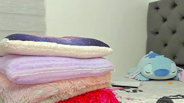 Elizabeth_18_ live sex cam