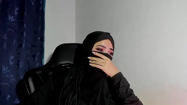 Azahara_ahmad's cam snapshot