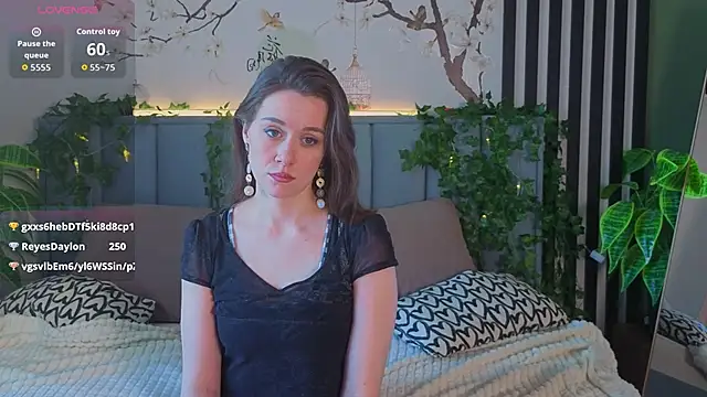 SkyHelen's cam snapshot