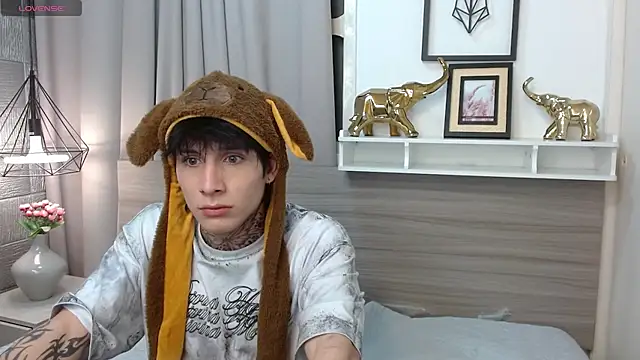 Iantwink18's cam snapshot