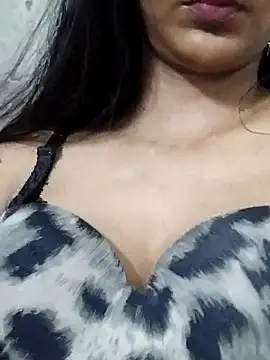 Aaliya_BigBoobs_1's cam snapshot