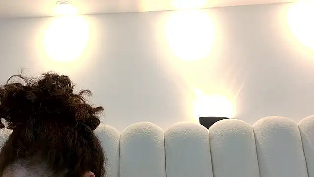 Juliabadlee's cam snapshot