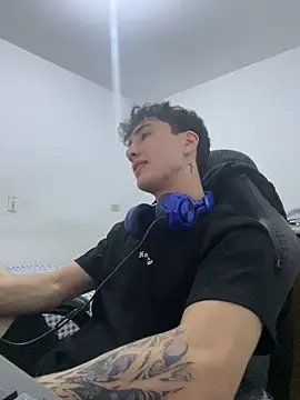 gojo_satoru_18 live sex cam