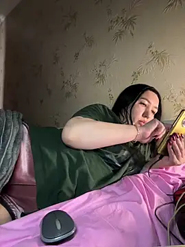 Naughtbaby_2025's cam snapshot