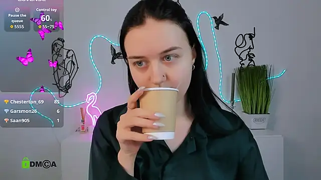 miki_ti live sex cam