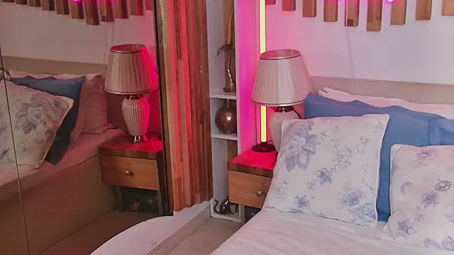 CeylanXO live sex cam