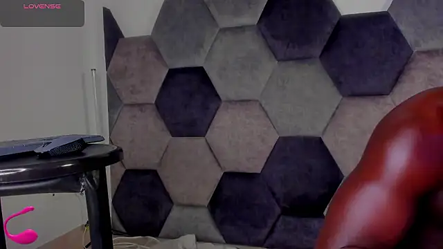 Latrellx7 live sex cam