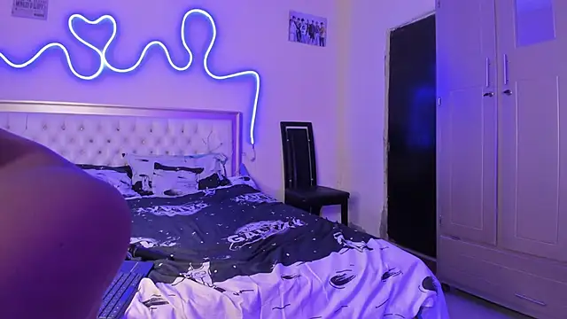 dafnezahiraa_ live sex cam