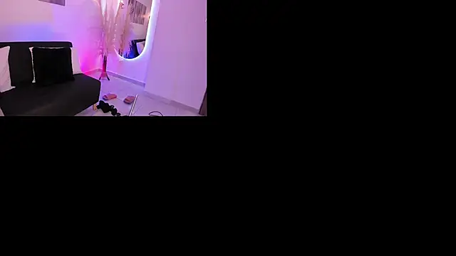 raven_blackk's cam snapshot