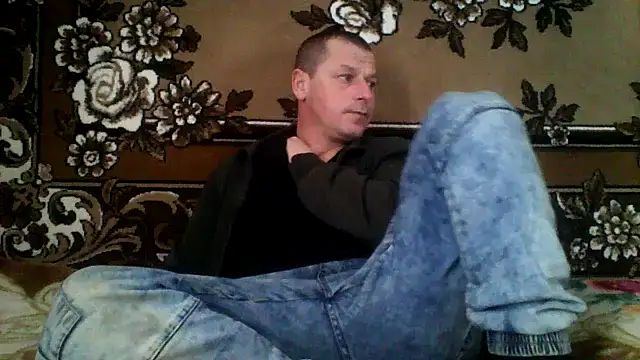 Ivan9iutt's cam snapshot