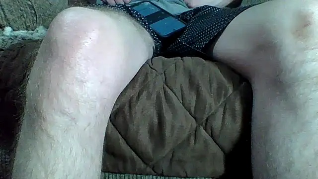 Jbsklxz67's cam snapshot