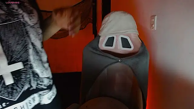 aramjones's cam snapshot