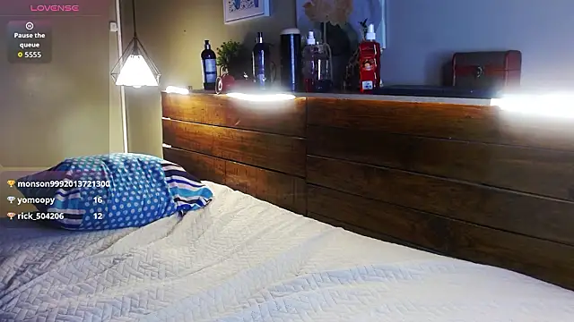 SonicJ25 live sex cam