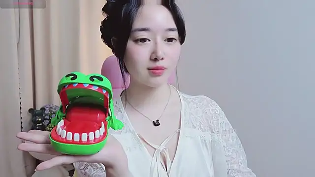 Miu-999's cam snapshot