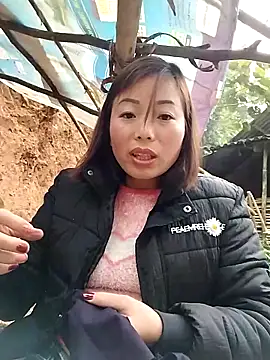 Ella-aa's cam snapshot