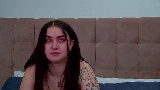 ChristinaMilton live sex cam