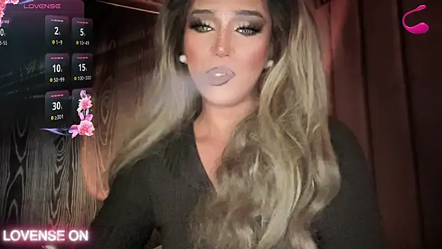 Lo_la_69 live sex cam