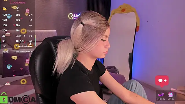 Arinextdoor live sex cam